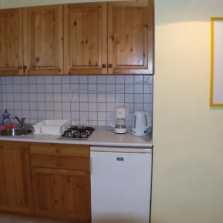 Zita Apartman Appartamento Balatonkeresztúr
